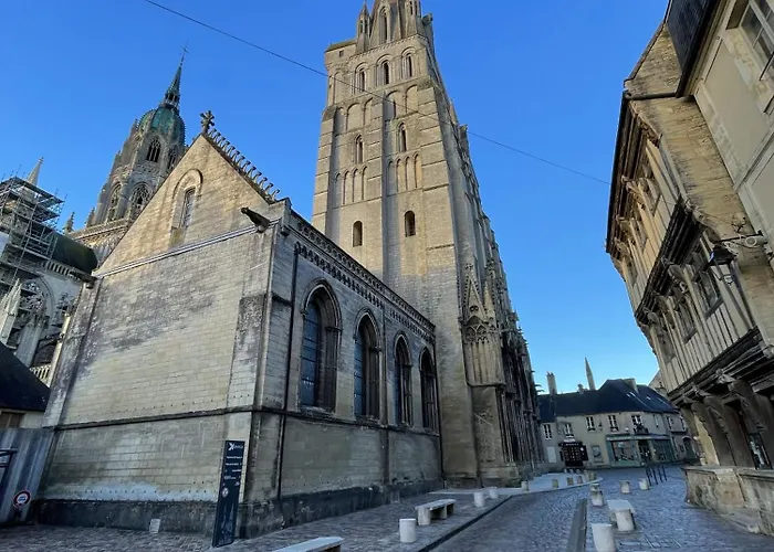 Les Chanoines Cathedrale Apartment Bayeux